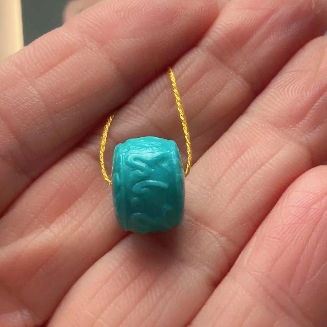 绿松石未镶嵌颈饰