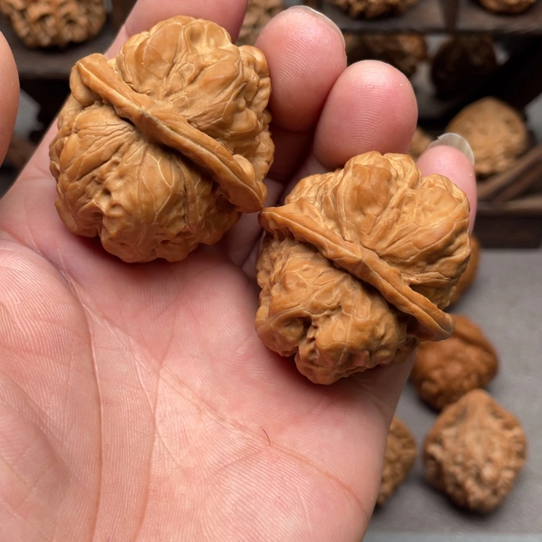 B****桃核吊坠42全品蛤蟆头