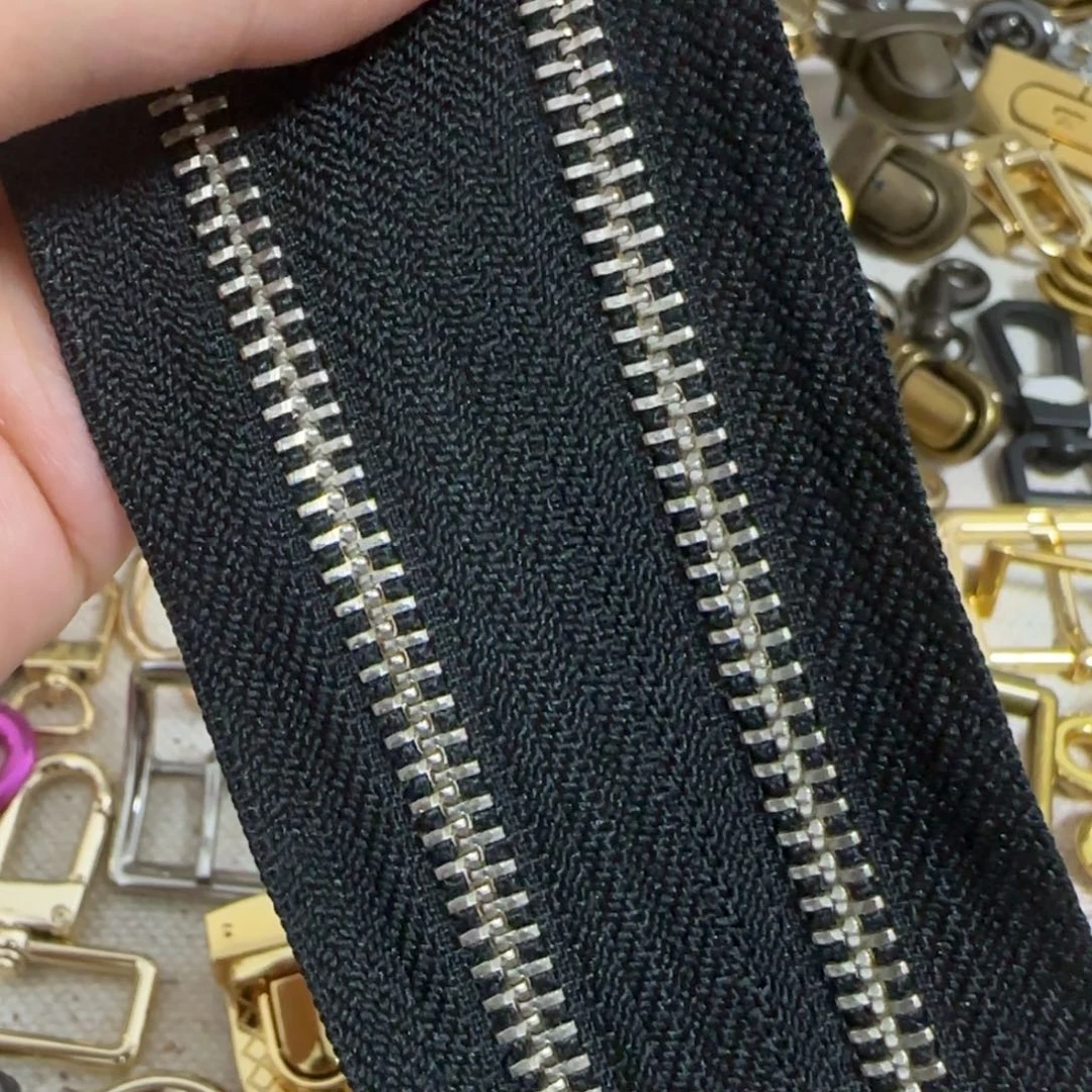 五号YKk拉链6元一米