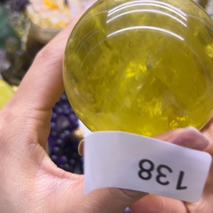 一***丹未镶嵌水晶珠宝半成品摆件