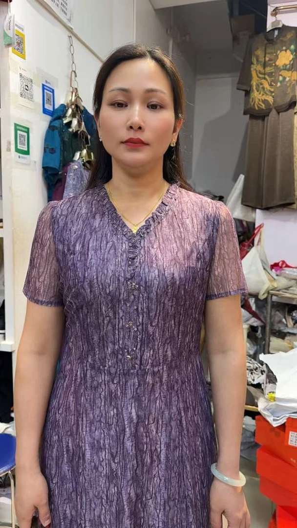 法式小衫裙子时尚中长款设计师蕾丝中老年女装女士包臀裙薄款