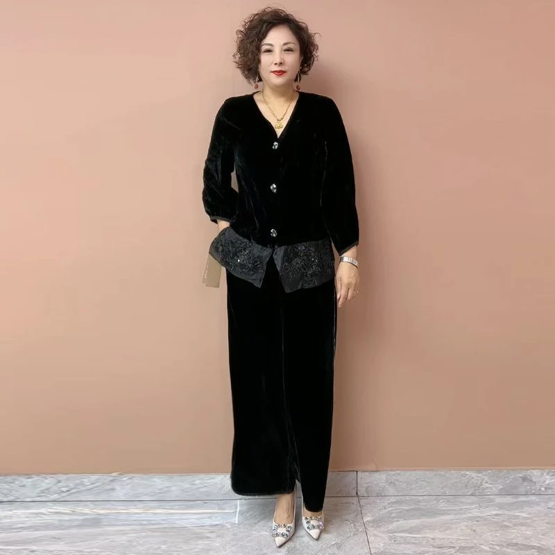 H秋季新款高端轻奢气质妈妈丝绒开衫外套2025宽松大码中年两件套