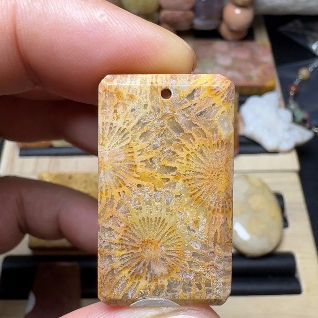 硅化玉未镶嵌纯天然色有机玉石保真色