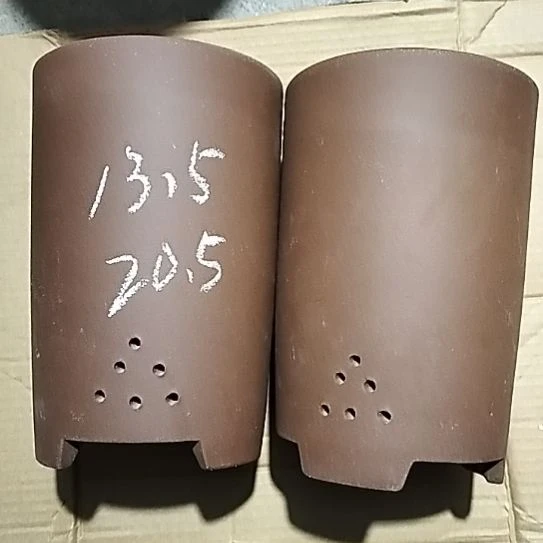 紫砂大笔筒两个微瑕