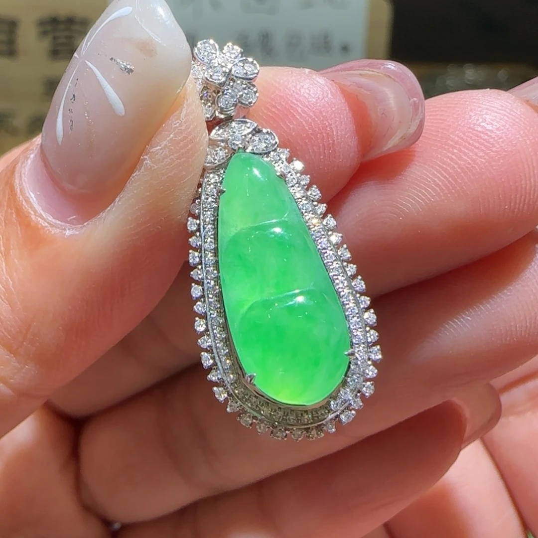 【闪购商品】翡翠颈饰18K金镶嵌缅甸