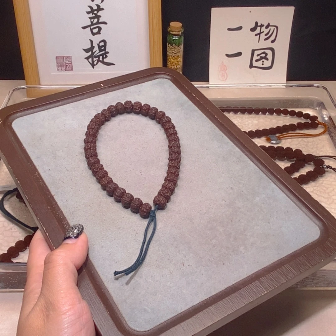 閔***卓金刚菩提手串老树王9.3