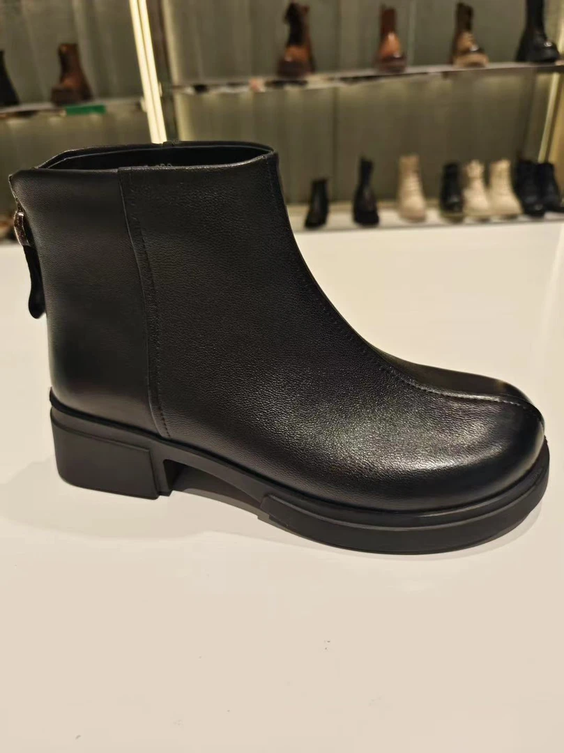 515135单鞋圆头短靴后拉链马丁靴时尚低跟冬经典粗跟靴子