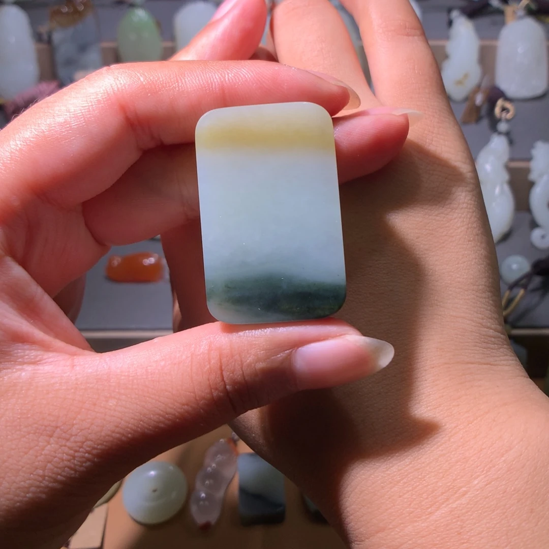 七***藏颈饰未镶嵌和田玉