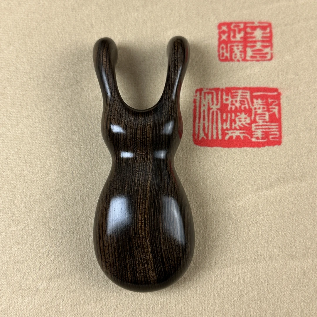 紫光檀大兔子鼻刮眼周面部按摩便携