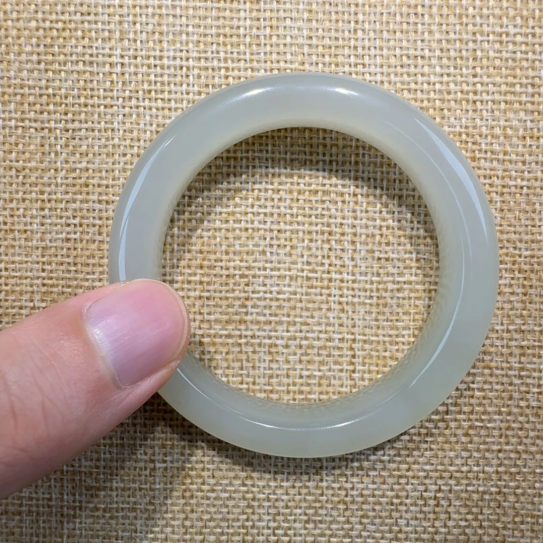 和田玉未镶嵌手镯56晴水精品手镯