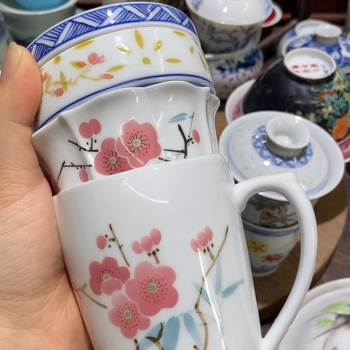 小***噜陶瓷艺术品等行业的