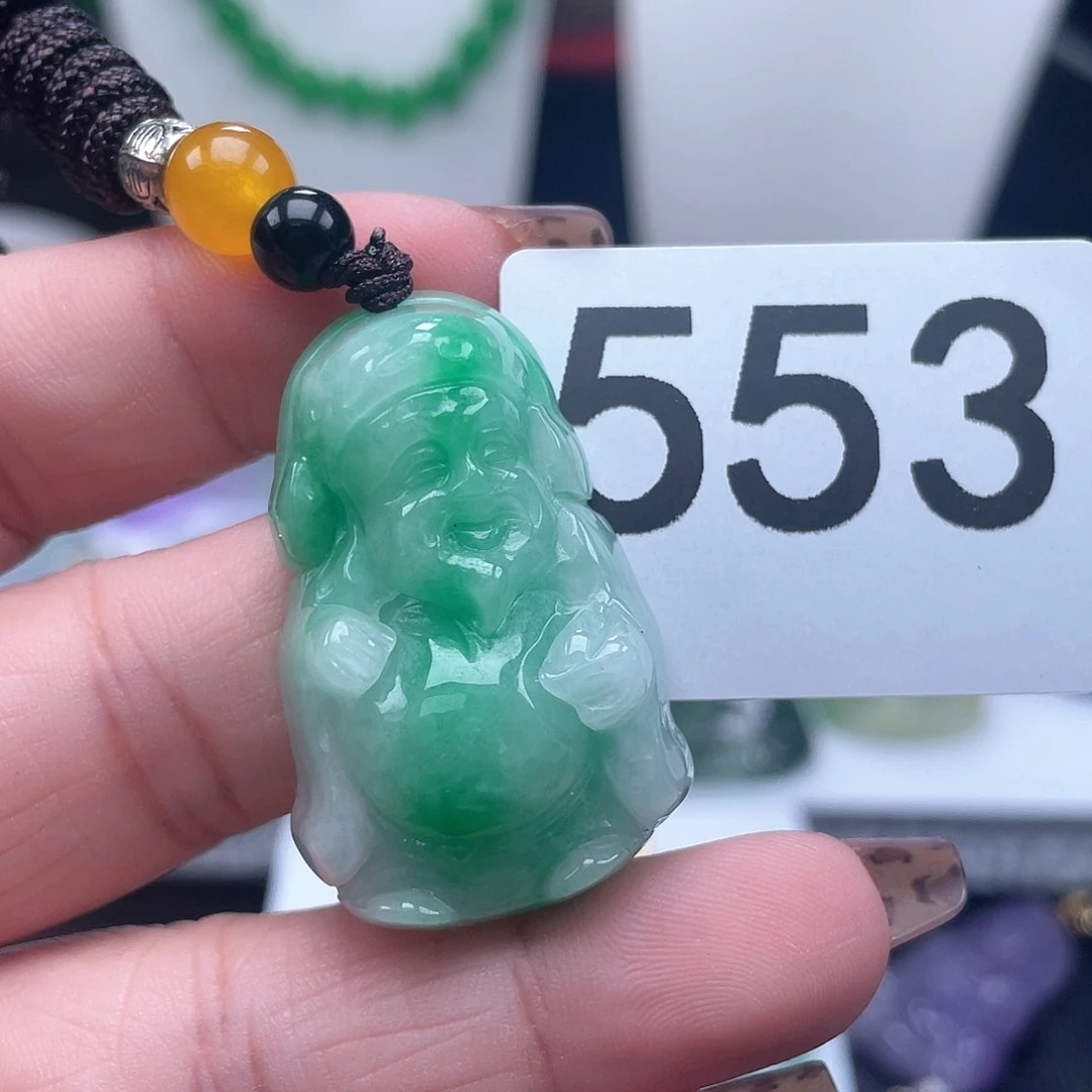 翡翠吊坠(赠链)未镶嵌