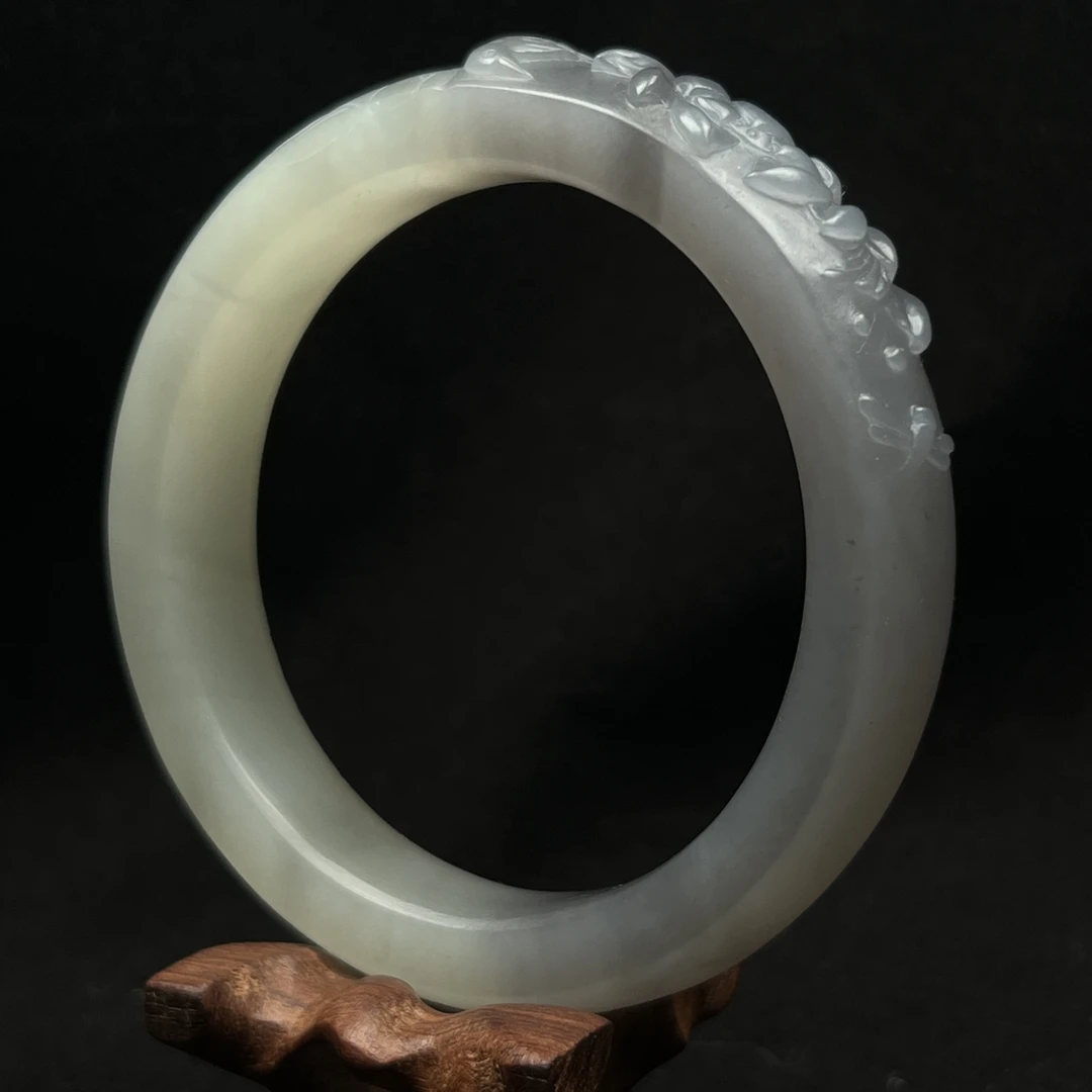 【伟伟鉴定】和田玉 烟紫渐变 雕花镯 55/12/9时尚百搭饰品