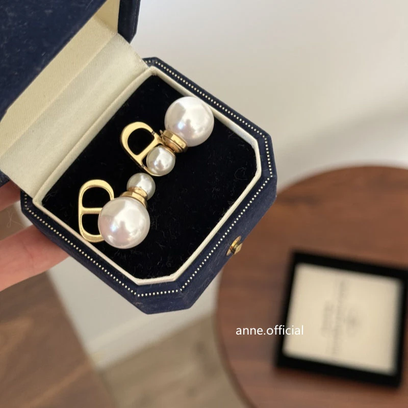 铜合金耳饰 【R366】轻奢字母猪鼻子大小珠珠耳饰