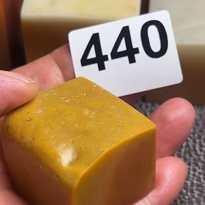 老挝石精美老挝田黄章