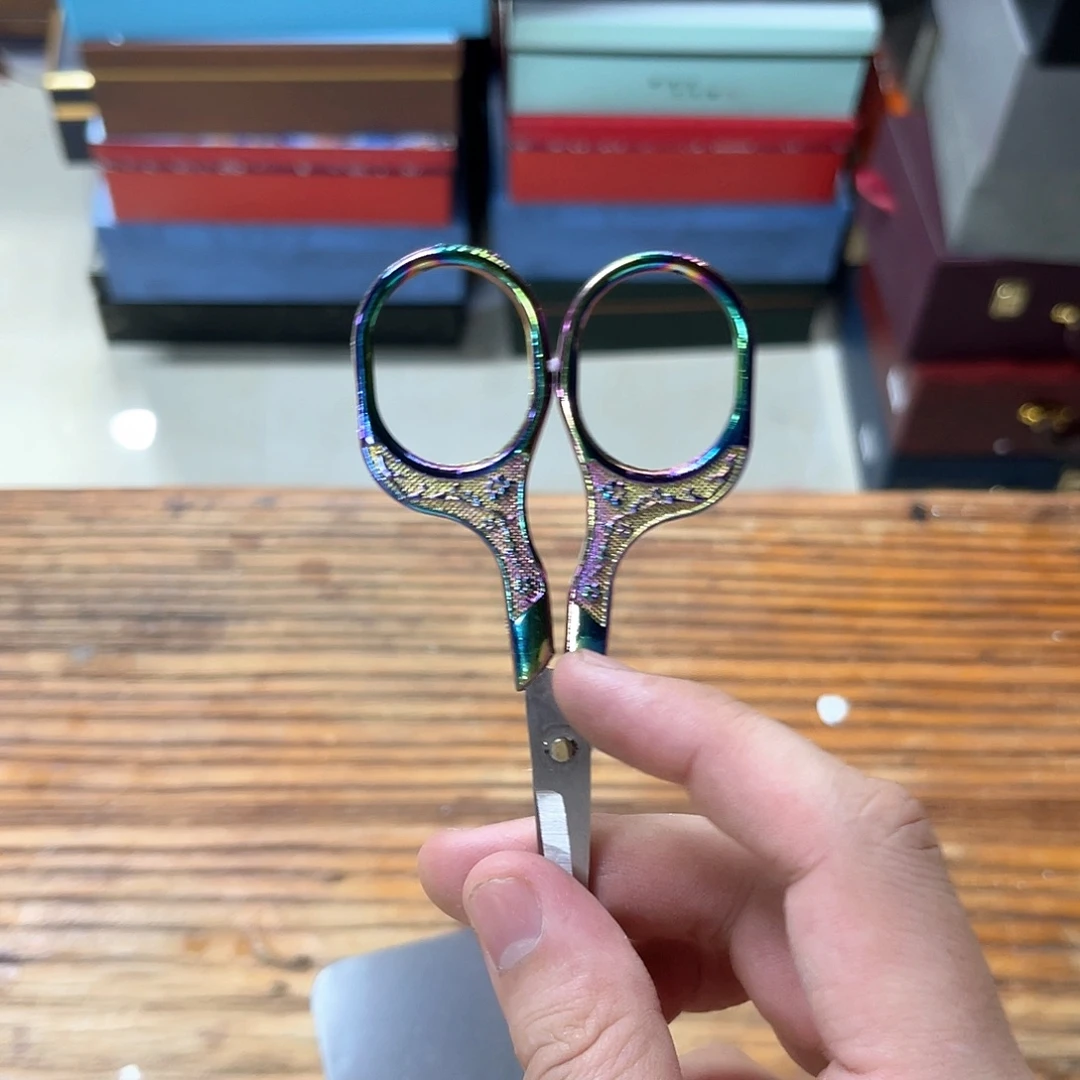 孤品茶具套装等。