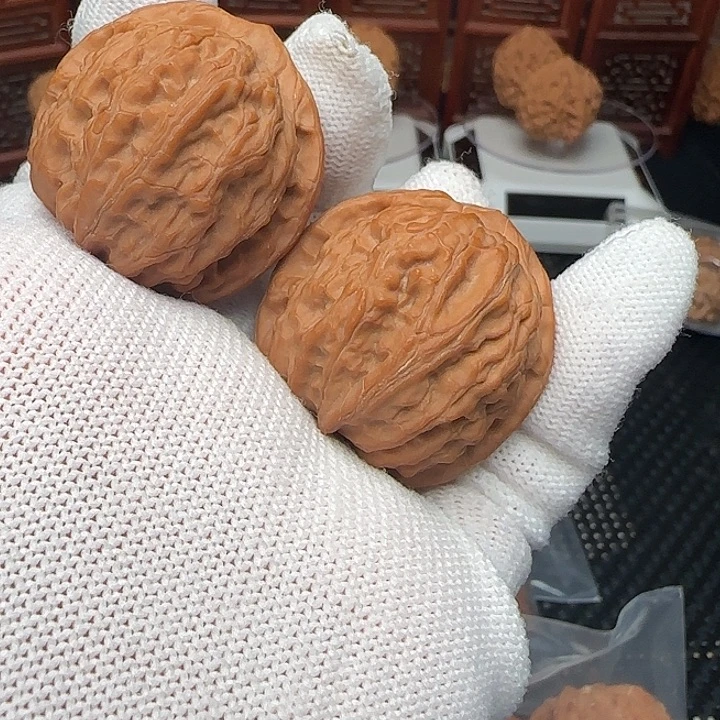 桃核把件全品龙胆36尺头货