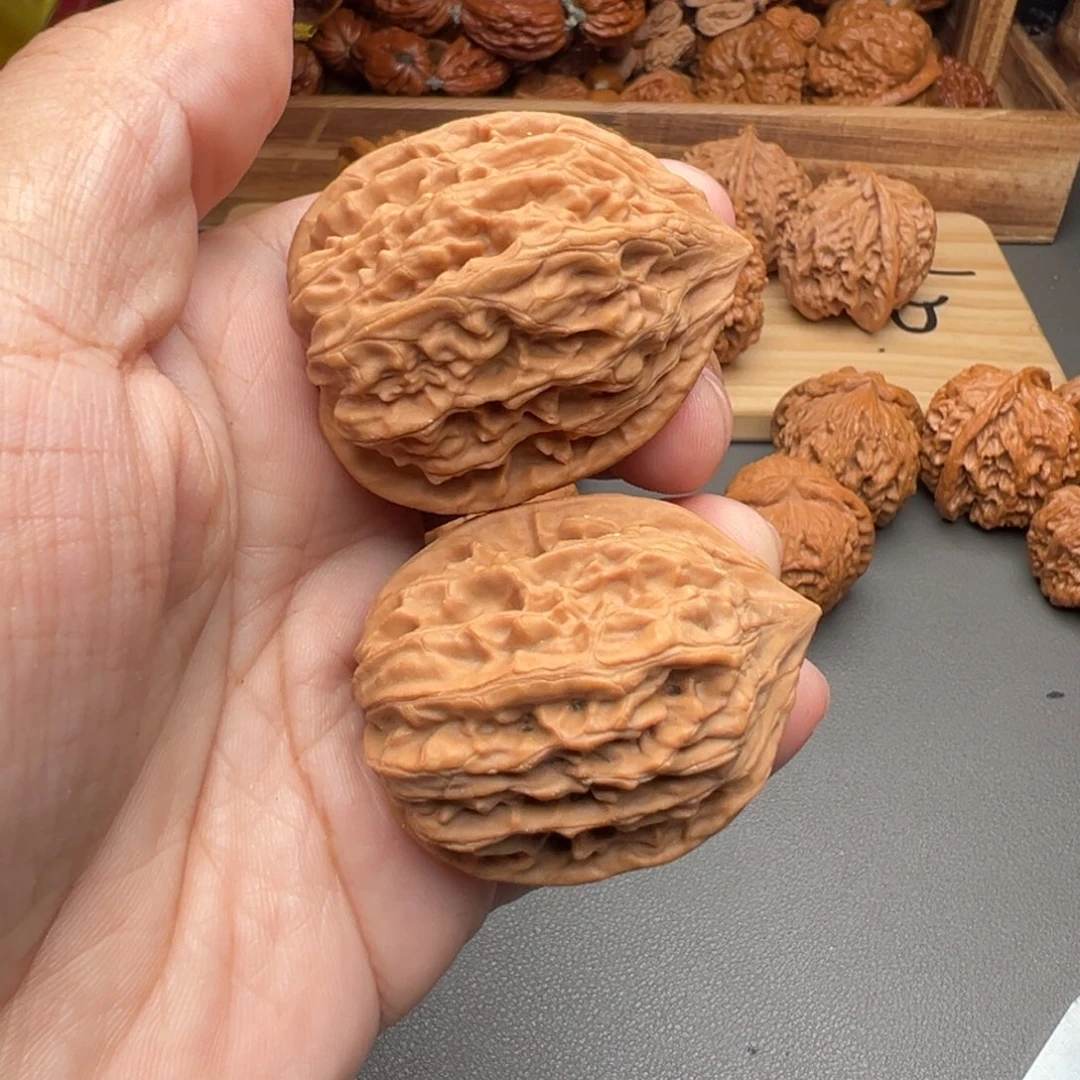 文玩核桃把件鸡心