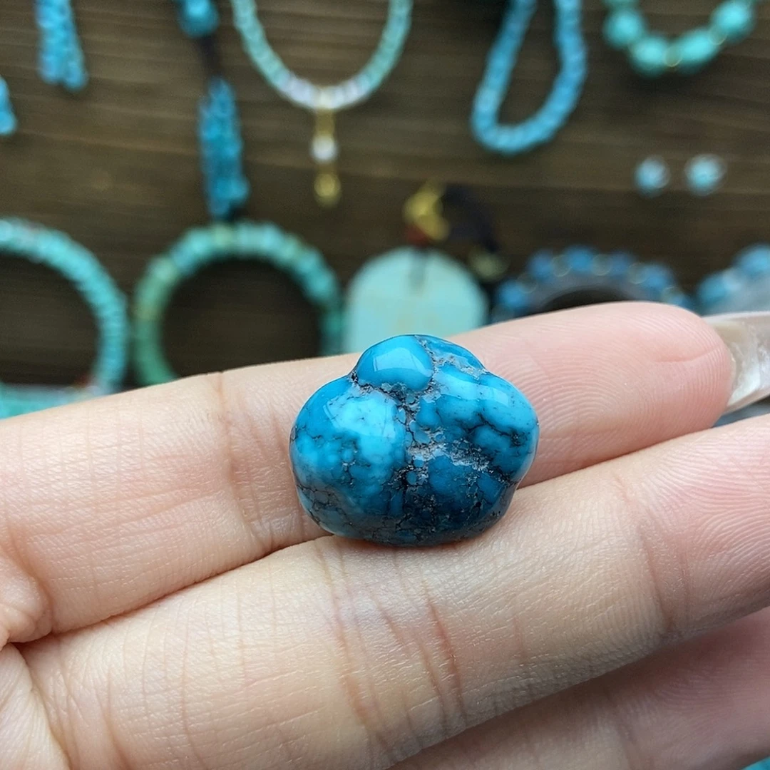 绿松石未镶嵌玉化蓝随行