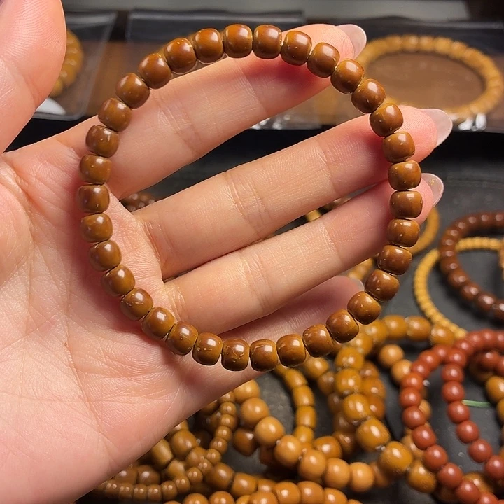 王***明紫金鼠手串老型纯肉鼠尖7