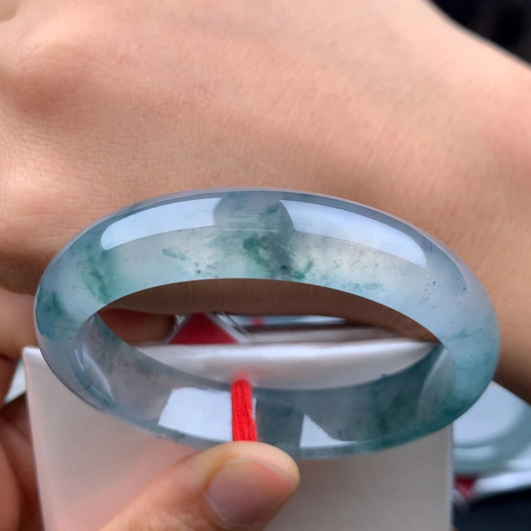 未镶嵌手镯翡翠冰透炸光