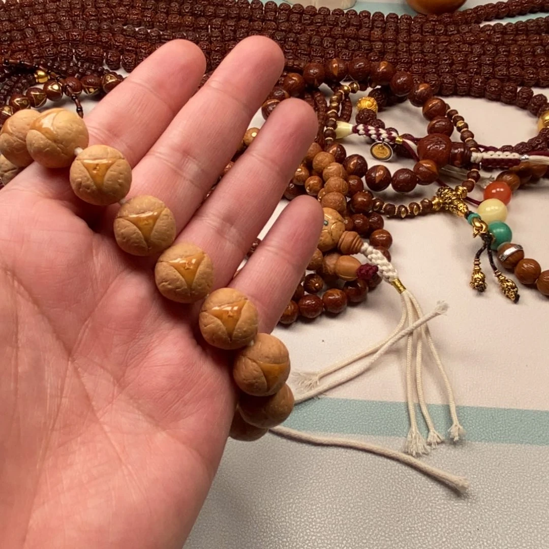 龙眼菩提吊坠。。。。。。。。。。。。