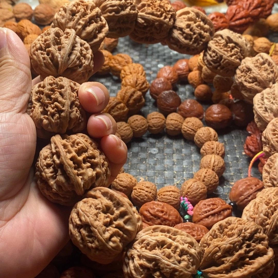 用***6吊坠文玩核桃粗筋