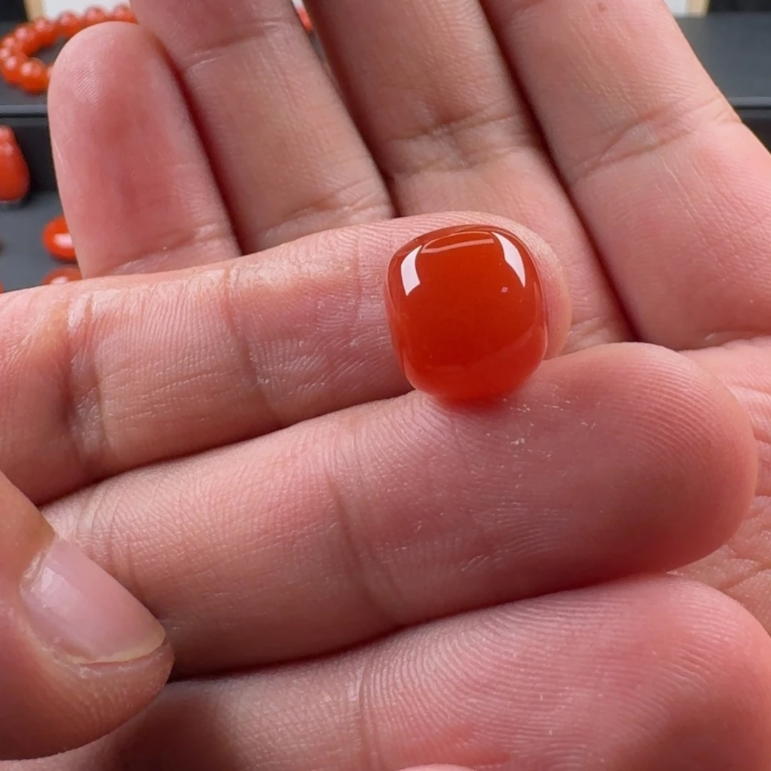 王****南红玛瑙老型未镶嵌