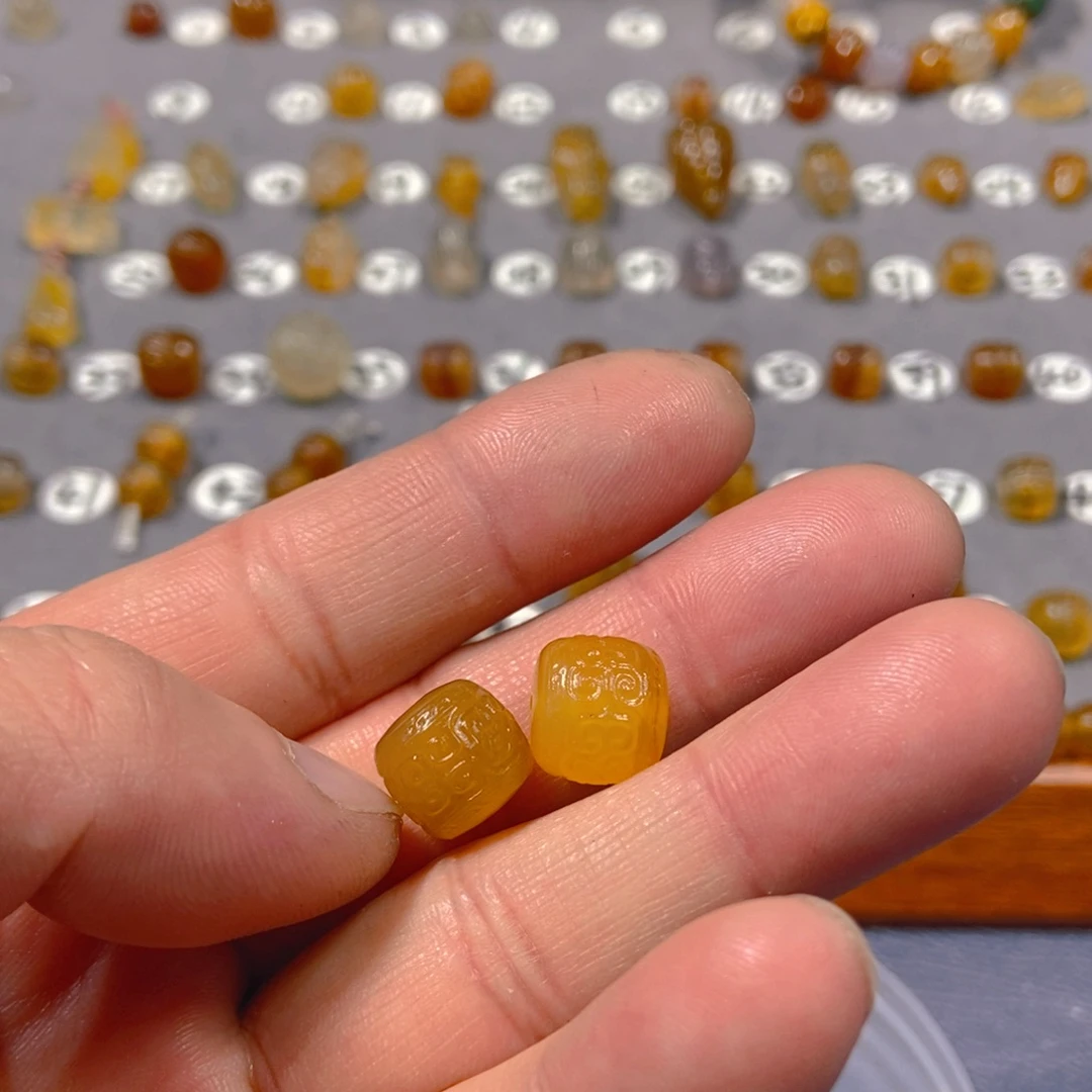 印***建玛瑙/玉髓合金颈饰z珠