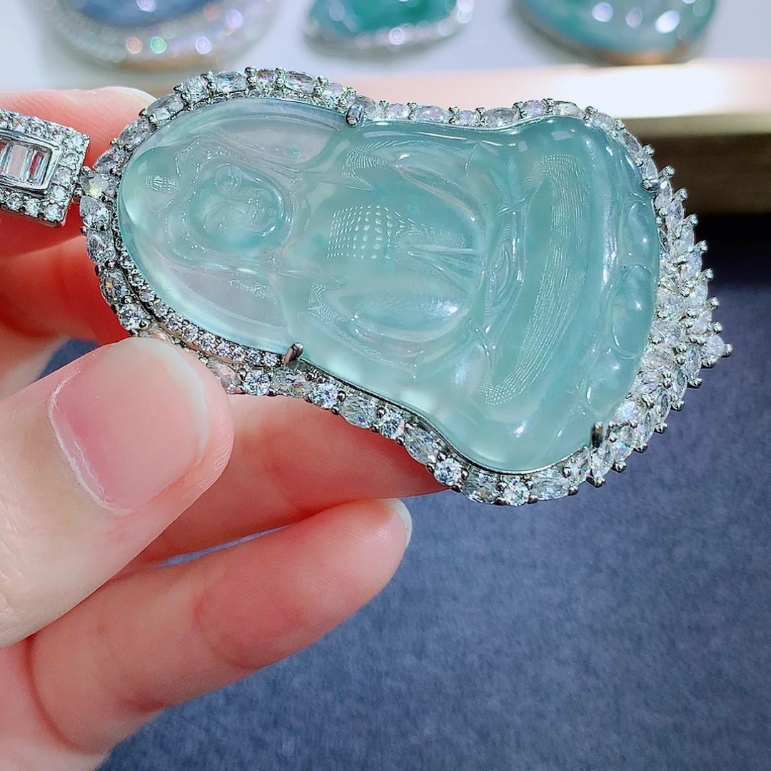 翡翠未镶嵌颈饰翡翠