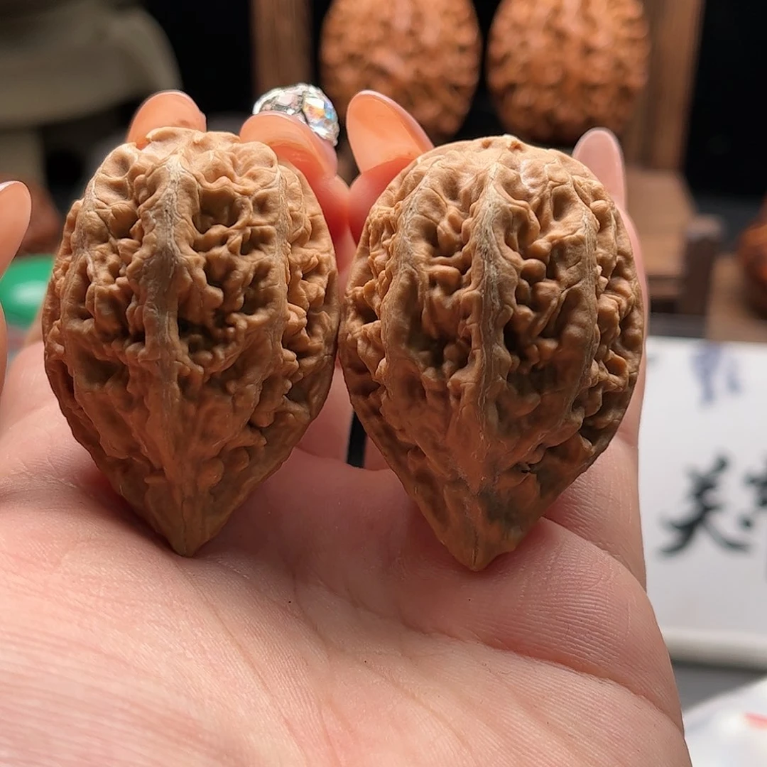 文玩核桃把件关东木子家楸大胖8