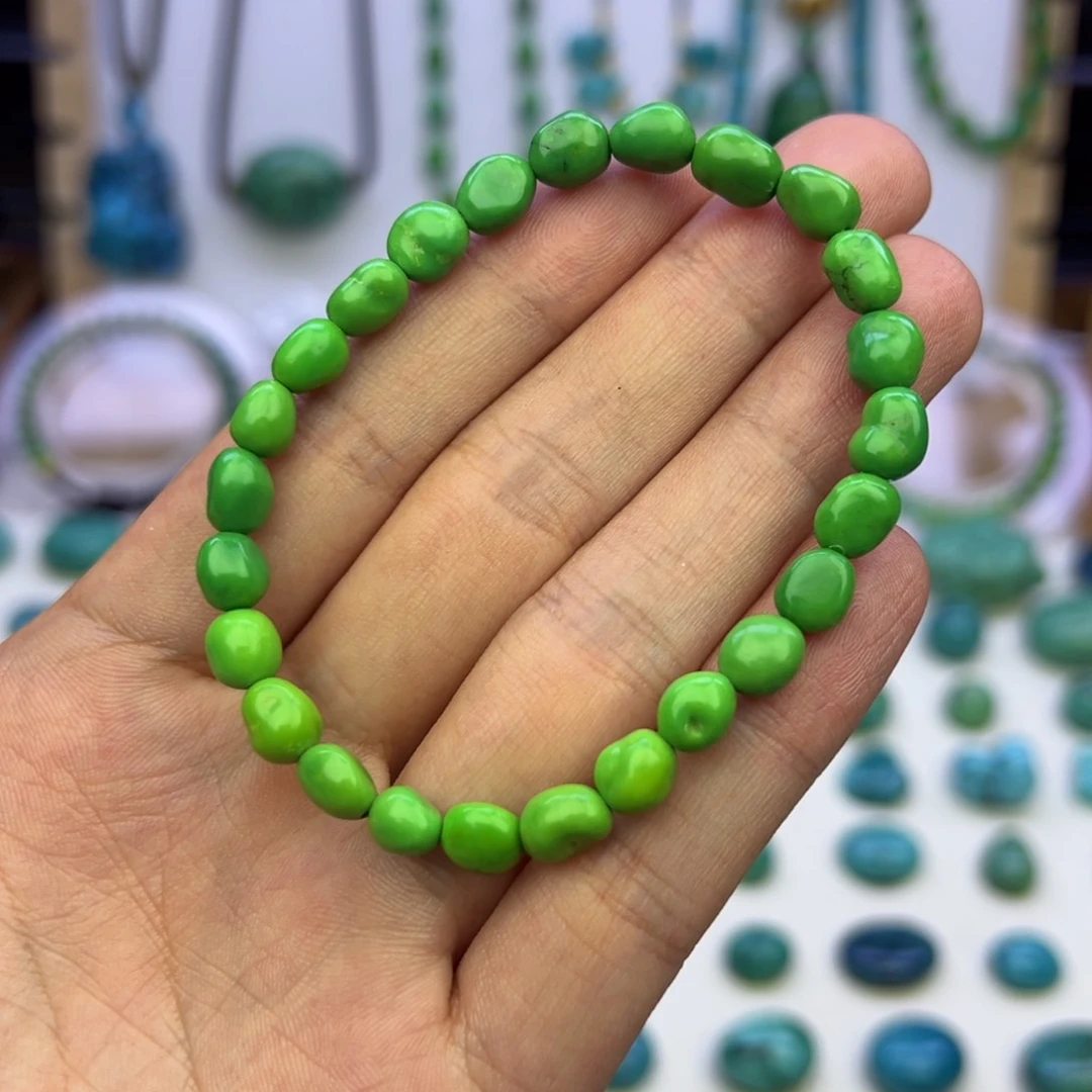 菜籽绿玉化随型手串
