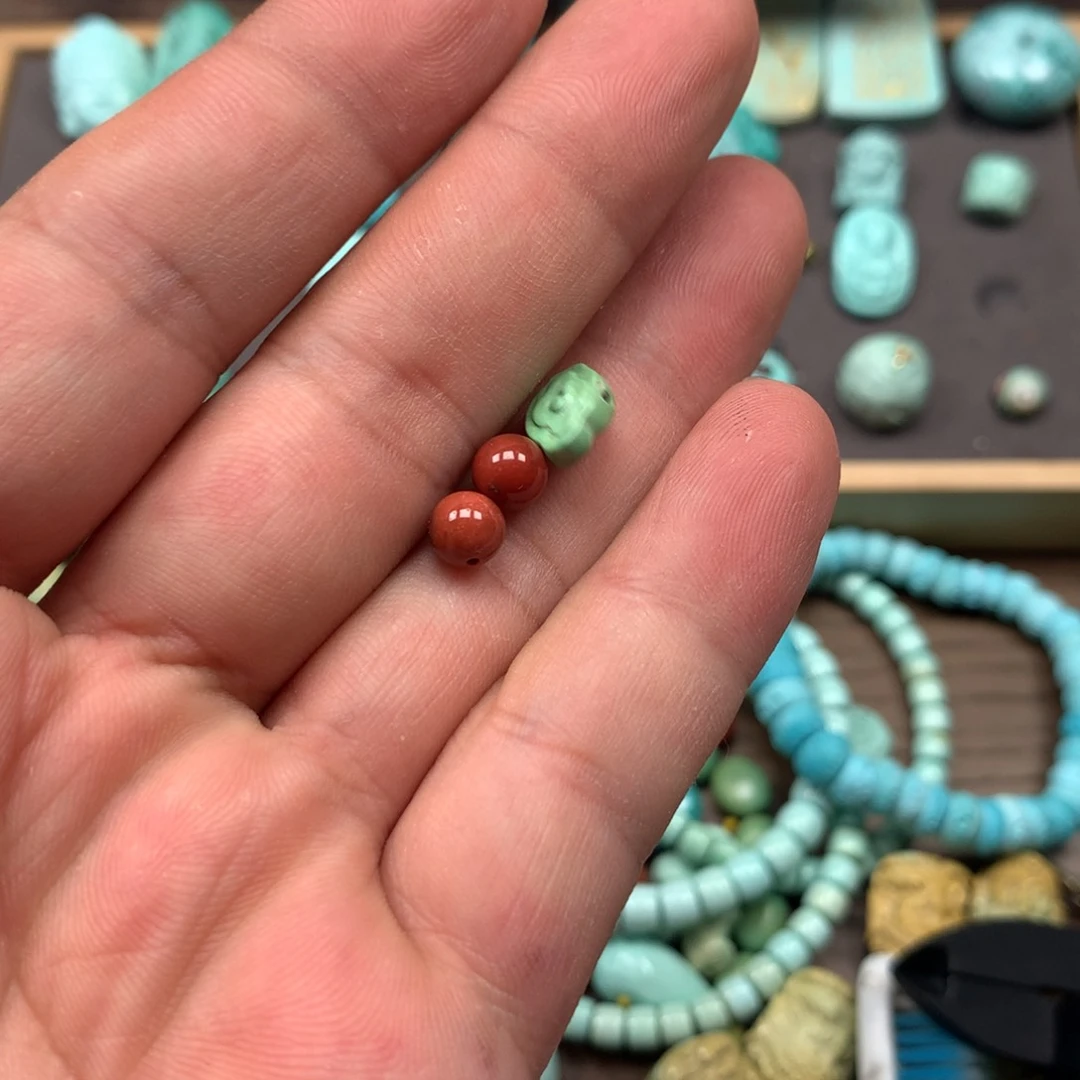 南红玛瑙雕刻未镶嵌