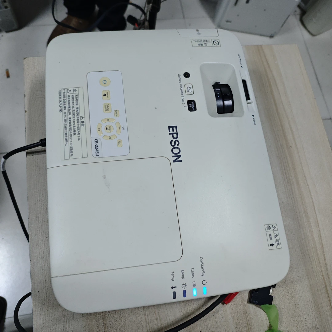 高清长焦投影仪运费到付