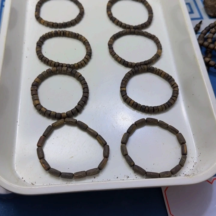 @***发木沉水绿奇金沙6条，陆河2条：42克
