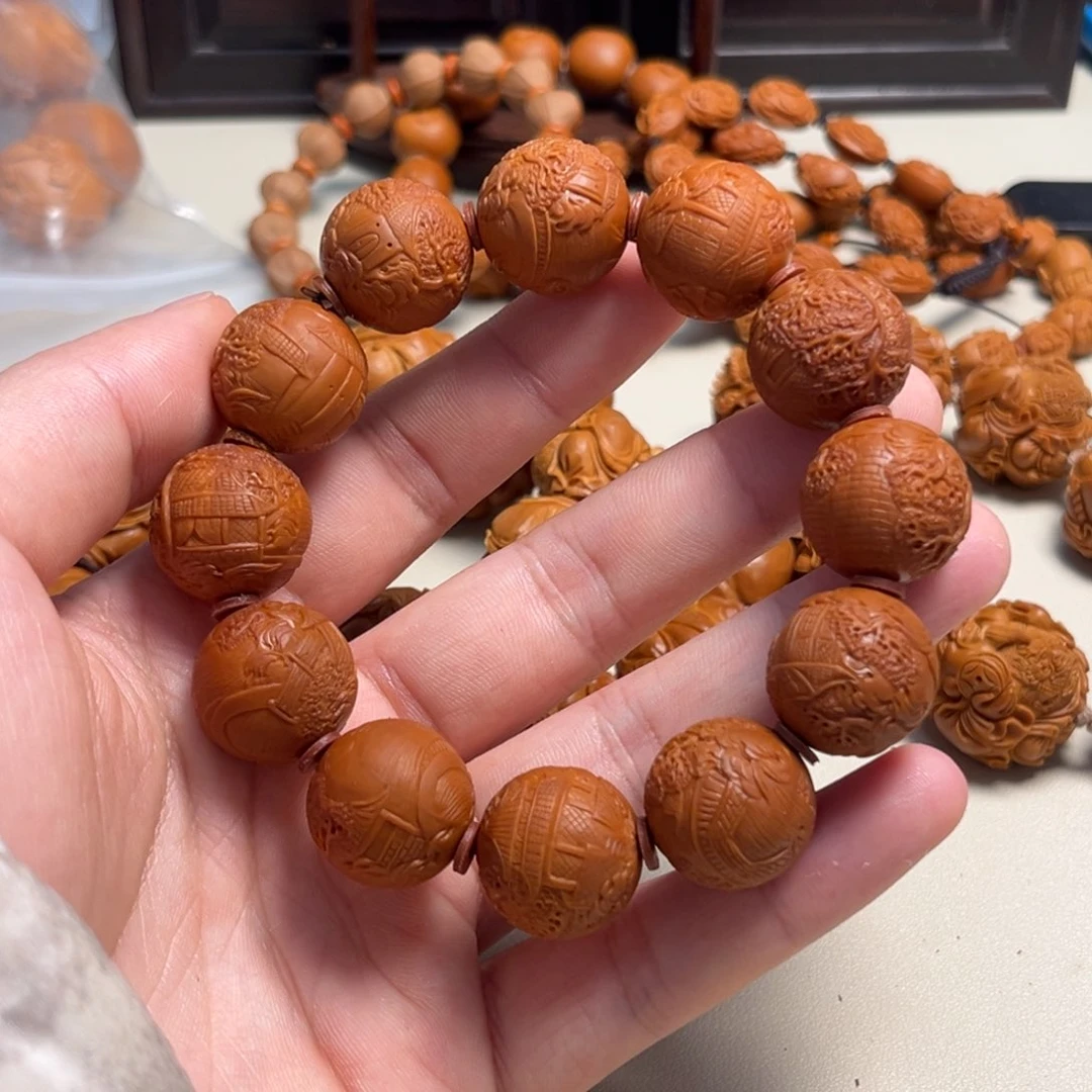 橄榄核吊坠L**i景秀山河