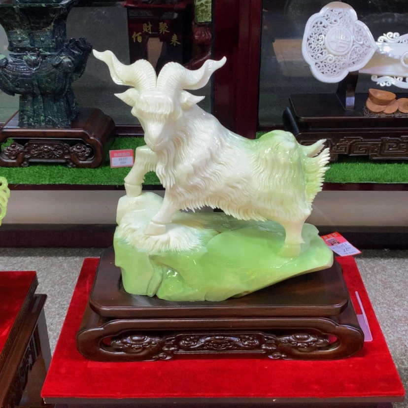 【闪购商品】未镶嵌蛇纹石玉摆件