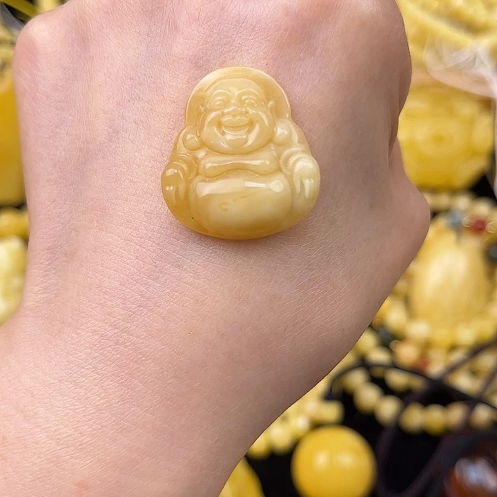 琥珀未镶嵌颈饰琥珀