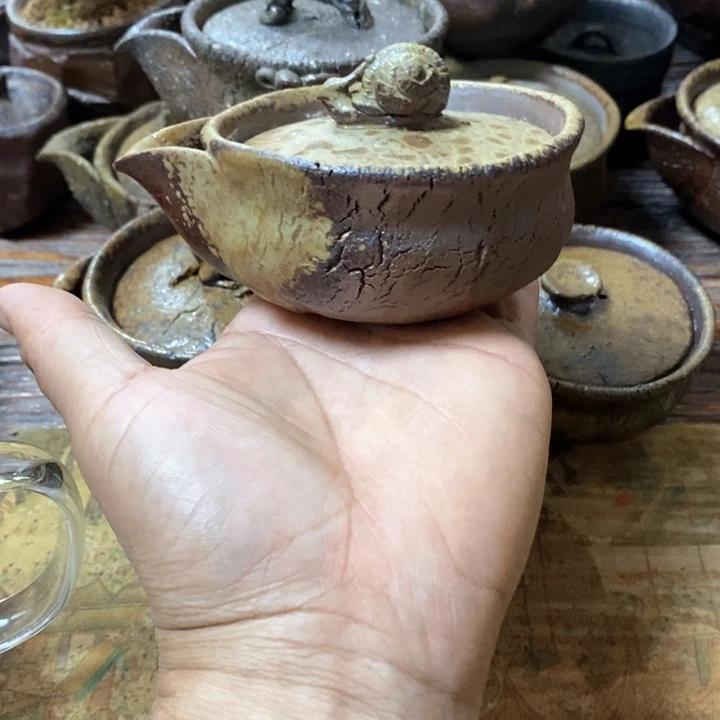 @**地全手捏柴烧宝瓶，