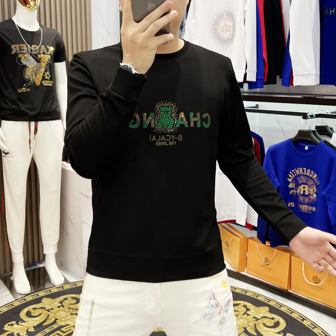 秋冬新款男士长袖卫衣时尚小熊潮流轻奢休闲百搭修身圆领男装上衣