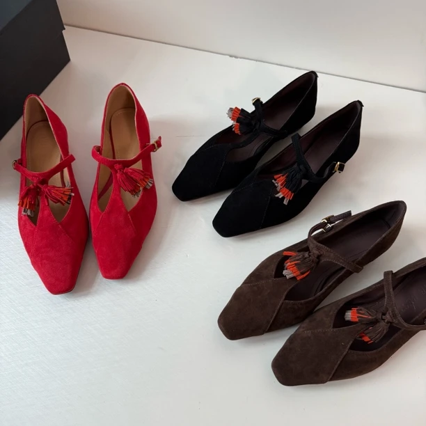 女鞋浅口方头一字扣平底粗跟玛丽珍鞋复古法式单鞋高跟