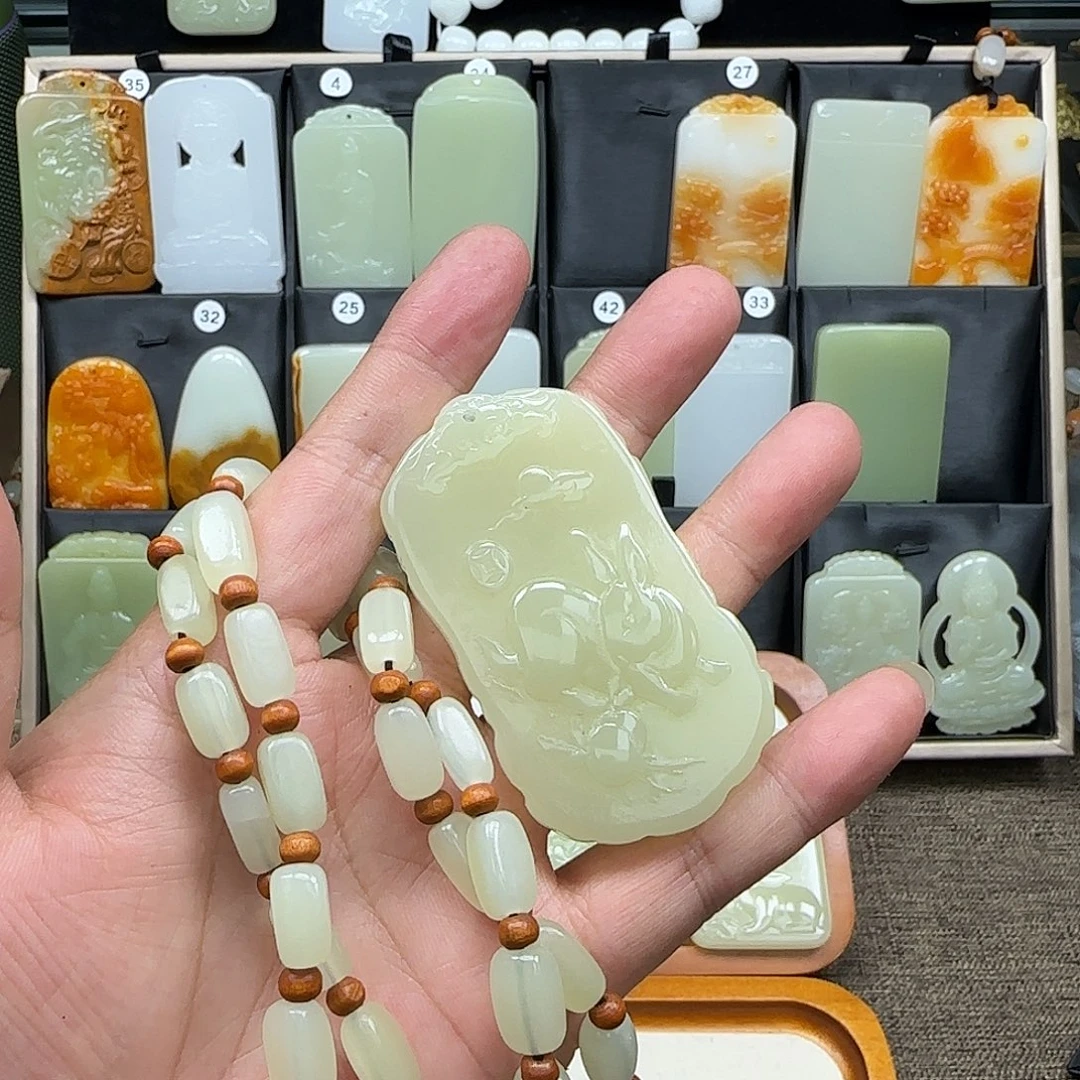 虫***虫昆仑山料一物一拍双面兔