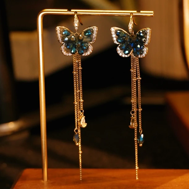 铜合金耳饰 A203 蓝色蝴蝶气质温柔女人轻奢高级感气质百搭耳环