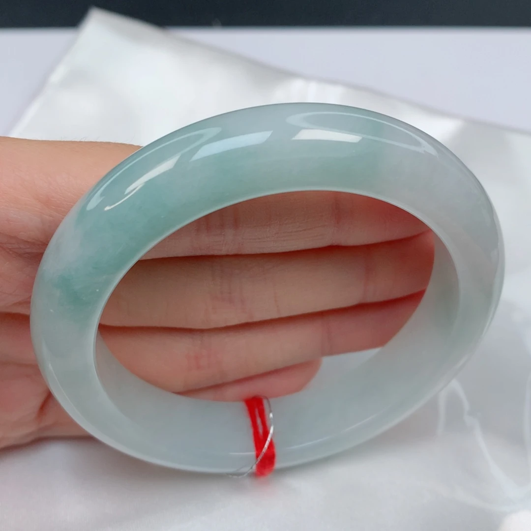 翡翠手镯未镶嵌57.4正圈