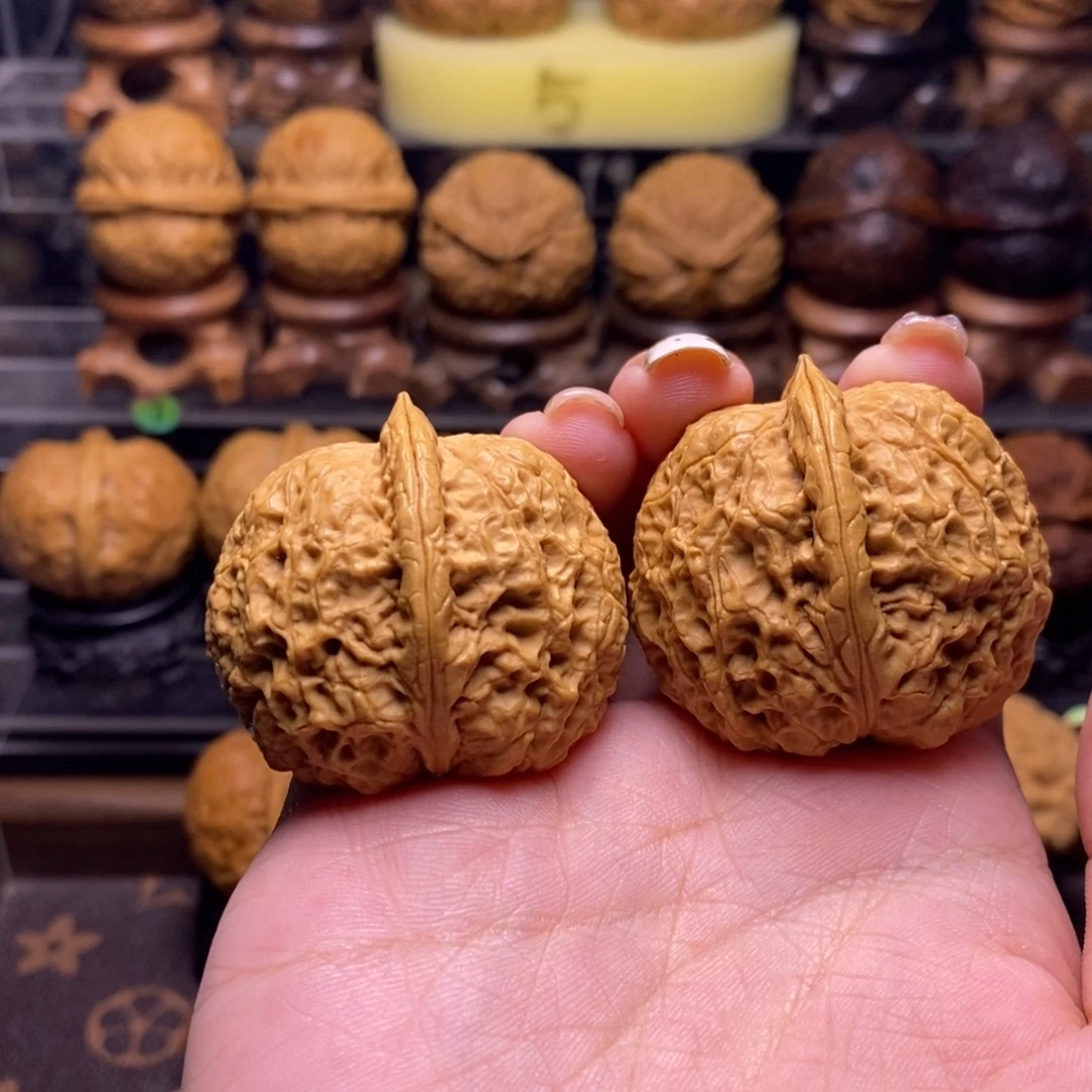 把件文玩核桃Z24虎头元宝39尺