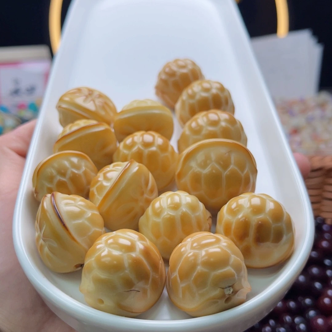 吊坠白玉菩提b26+mm/3颗象牙果炭烧富甲瑕