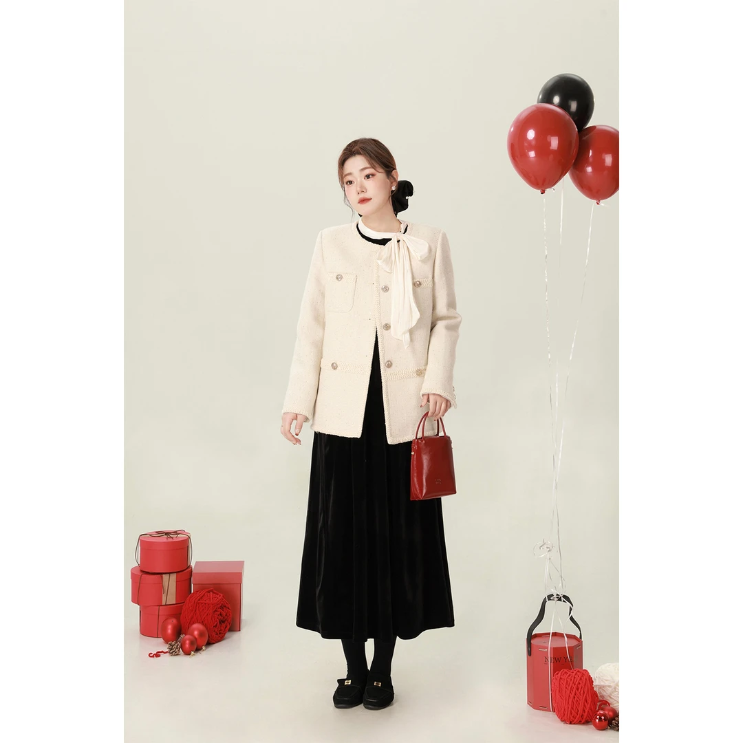 现货6394D大婉酱微胖定制法式绵羊毛小香风外套秋冬百搭正肩上衣