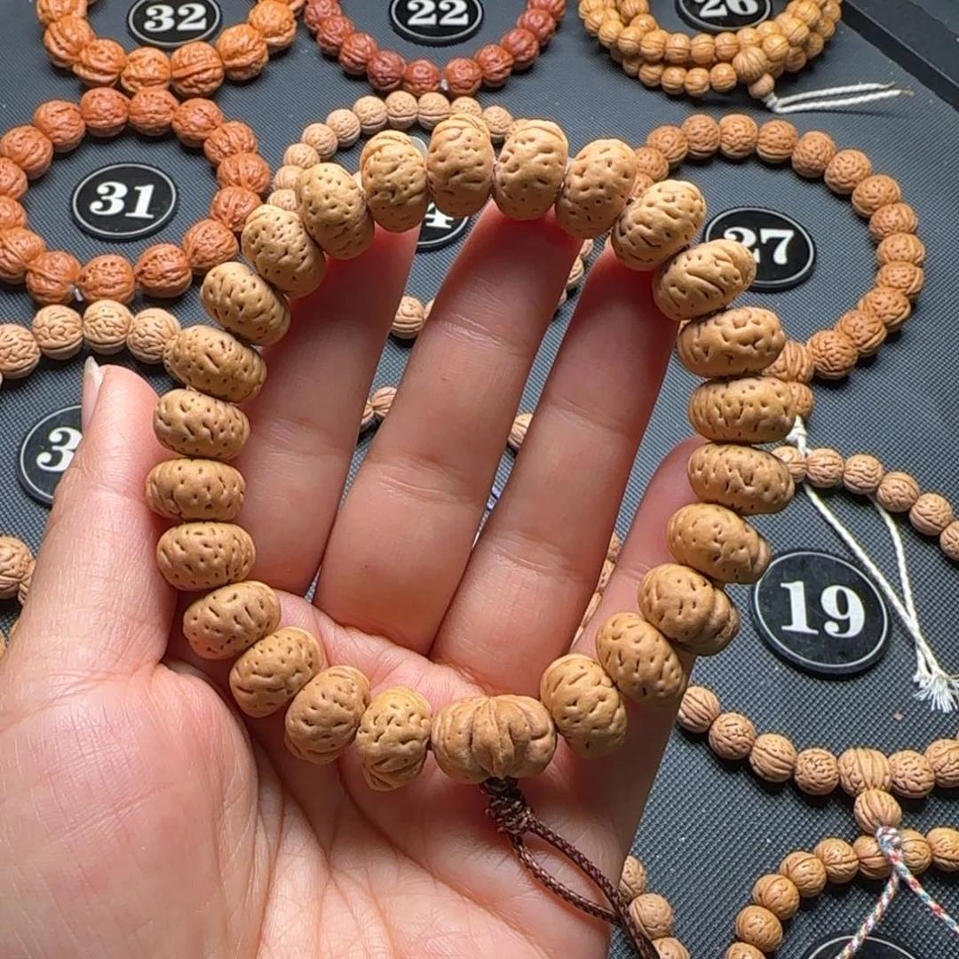 桃核手串玉女肥脐蟠桃