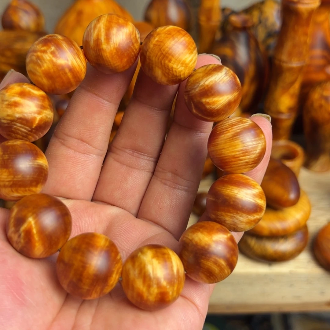 皓***空松木（琥珀木）无事牌