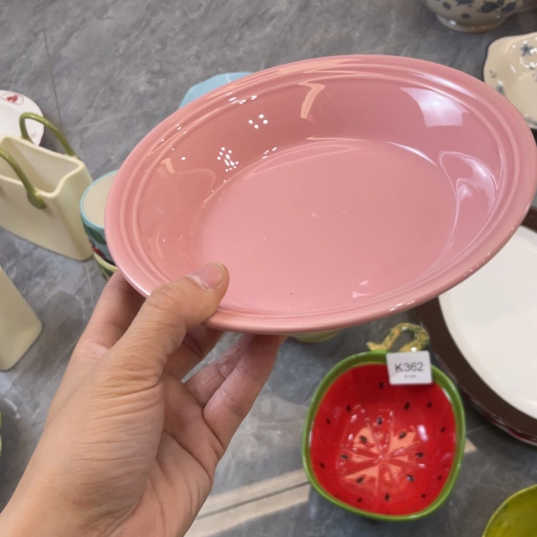 陶瓷微瑕餐具介意勿拍，满18飞！